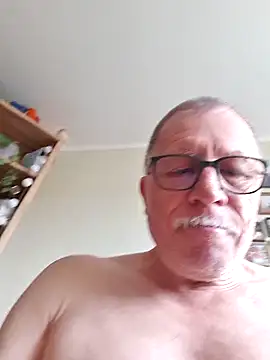Snapshot of NextAct92 chatting on May 15, 2026, 1:20 pm NextAct92 online show from May 15, 2026, 1:20 pm