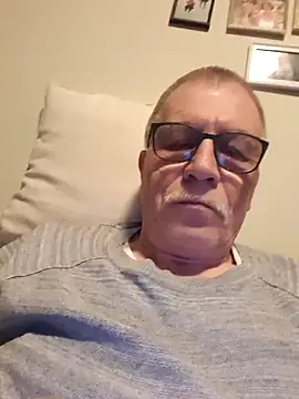 Snapshot of NextAct92 chatting on May 18, 2026, 9:19 pm NextAct92 online show from May 18, 2026, 9:19 pm
