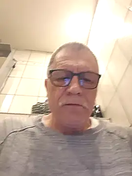 Snapshot of NextAct92 chatting on May 20, 2026, 2:41 am NextAct92 online show from May 20, 2026, 2:41 am