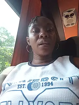 sandycollens  online show from May 29, 2026, 3:51 pm