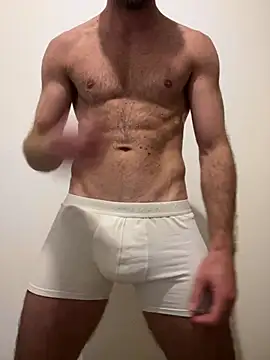 fun4yiu online show from May 9, 2026, 6:00 pm