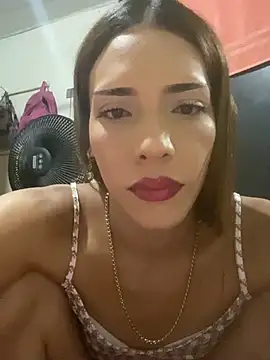 Cata miah online show from June 11, 2026, 2:33 am