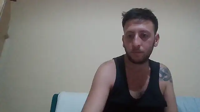 Snapshot of VincentZe99 chatting on August 2, 2026, 9:34 pm VincentZe99 online show from August 2, 2026, 9:34 pm
