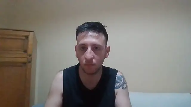 Snapshot of VincentZe99 chatting on June 20, 2026, 8:47 pm VincentZe99 online show from June 20, 2026, 8:47 pm