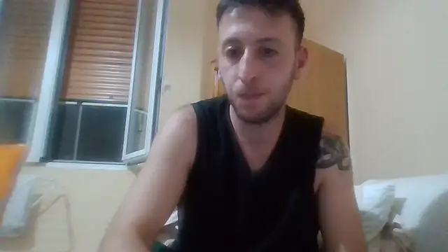 Snapshot of VincentZe99 chatting on June 28, 2026, 1:56 am VincentZe99 online show from June 28, 2026, 1:56 am