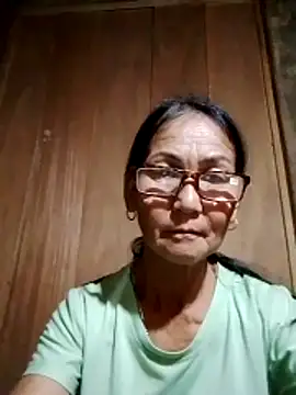 Snapshot of Magy-006 chatting on June 15, 2026, 11:04 pm Magy-006 online show from June 15, 2026, 11:04 pm