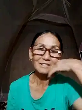 Snapshot of Magy-006 chatting on May 17, 2026, 1:00 pm Magy-006 online show from May 17, 2026, 1:00 pm