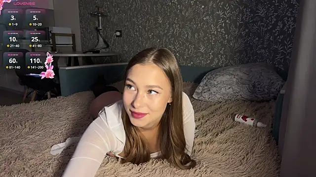 diniYeezya online show from July 8, 2026, 5:24 pm