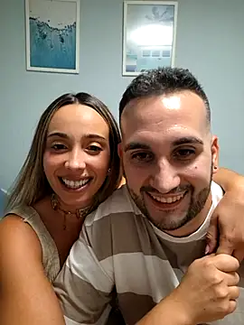 Snapshot of space_couple chatting on July 3, 2026, 9:43 pm space couple online show from July 3, 2026, 9:43 pm