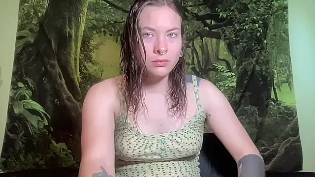 mo0ngoddess online show from July 10, 2026, 2:11 am