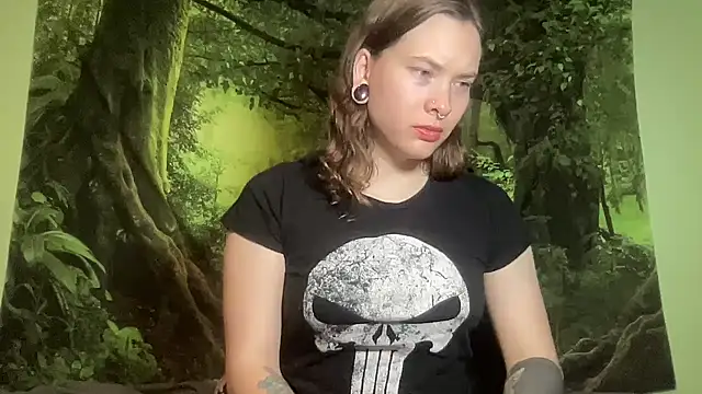 mo0ngoddess online show from July 2, 2026, 3:23 am