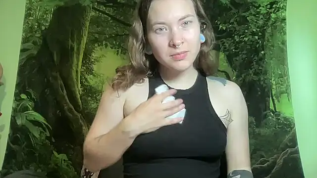 mo0ngoddess online show from July 20, 2026, 1:35 am