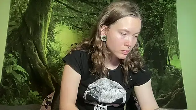 mo0ngoddess online show from August 1, 2026, 2:53 am