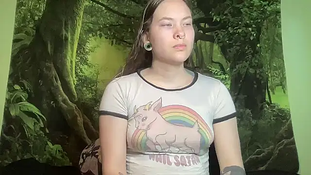 mo0ngoddess online show from August 2, 2026, 2:54 am