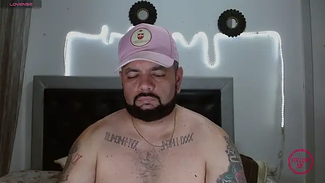 perverseveteranmanxxx online show from November 13, 2025, 3:43 am