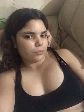 Cliaclara online show from June 19, 2026, 3:34 am