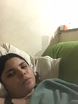 Cliaclara online show from July 7, 2026, 5:21 am
