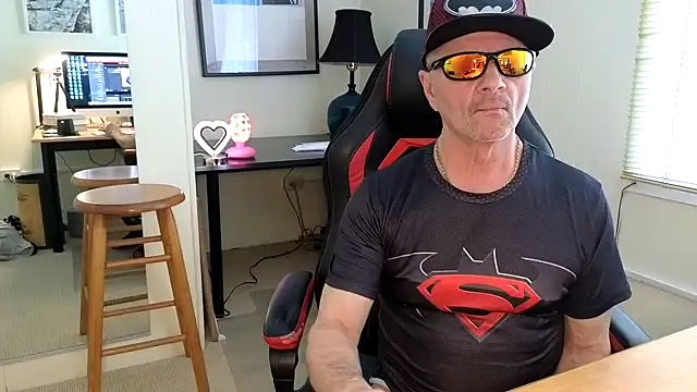 hotdadbod online show from February 20, 2025, 9:20 pm