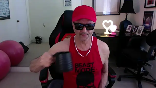 hotdadbod online show from February 26, 2025, 9:42 pm