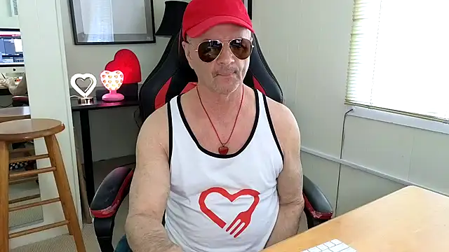 hotdadbod online show from February 21, 2025, 9:11 pm
