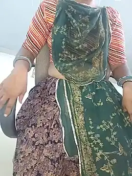 Snapshot of saina_baby chatting on May 13, 2026, 4:08 am saina baby online show from May 13, 2026, 4:08 am