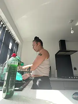 XemzX online show from June 25, 2026, 8:52 am