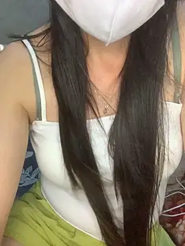 Snapshot of Tamanh_wet chatting on May 22, 2026, 1:42 pm Tamanh wet online show from May 22, 2026, 1:42 pm