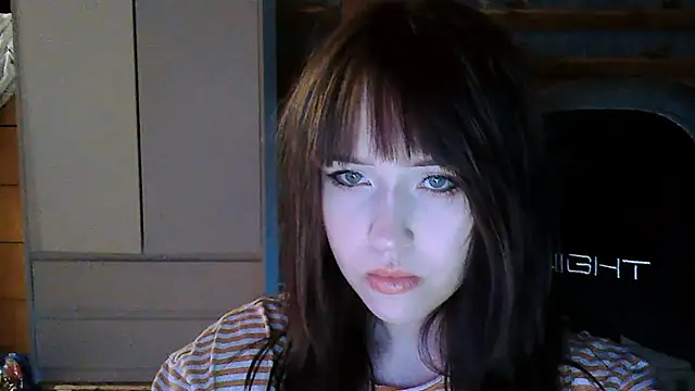 Snapshot of NoirEva chatting on May 22, 2026, 5:33 pm NoirEva online show from May 22, 2026, 5:33 pm