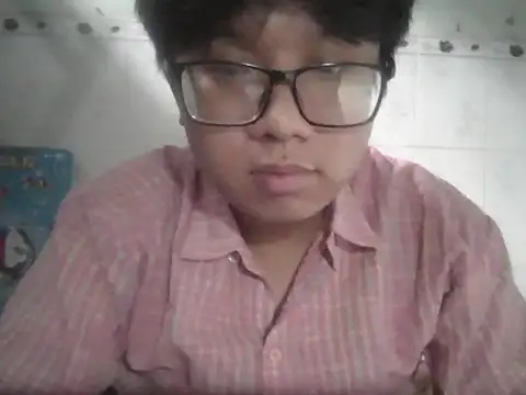 Snapshot of yours_c chatting on October 25, 2025, 1:38 am yours c online show from October 25, 2025, 1:38 am