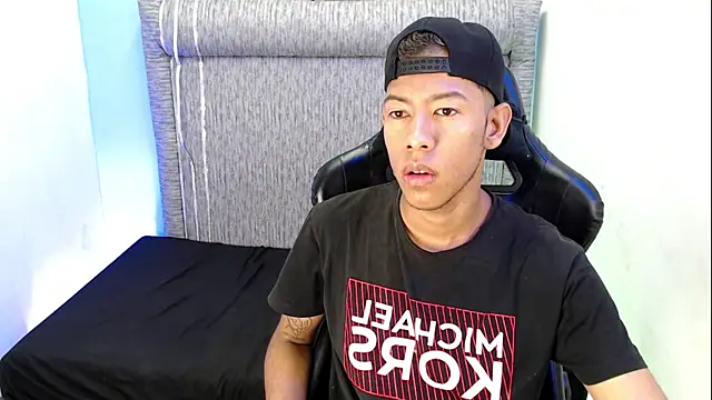 Taylerr 18 online show from June 5, 2026, 12:22 pm
