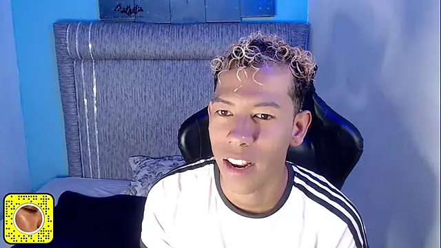 Taylerr 18 online show from May 14, 2026, 5:26 am