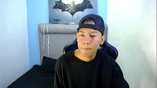 Taylerr 18 online show from June 12, 2026, 1:53 pm