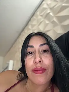 Snapshot of areviklusine1 chatting on June 11, 2026, 9:34 pm areviklusine1 online show from June 11, 2026, 9:34 pm