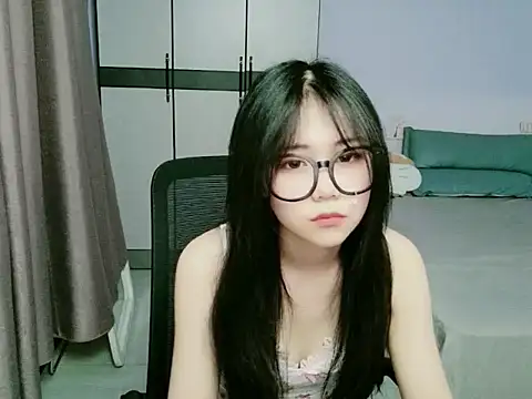xiaoxiaoyu030 online show from May 16, 2026, 10:36 am