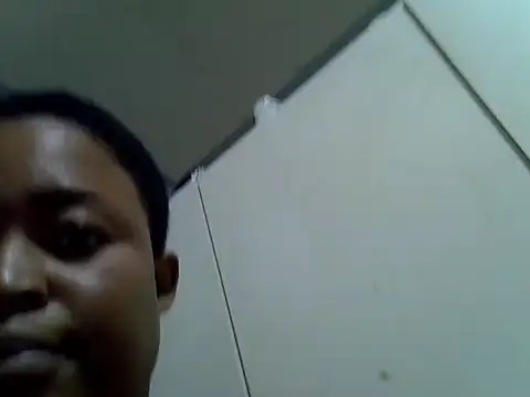 Snapshot of Queenleahx chatting on May 14, 2026, 8:22 am Queenleahx online show from May 14, 2026, 8:22 am