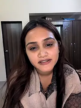 Ash Dolll online show from May 13, 2026, 12:12 pm
