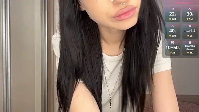 CrystalllMolly online show from May 25, 2026, 9:41 am