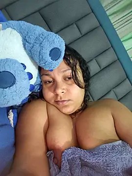 Carito019 online show from May 13, 2026, 9:44 pm