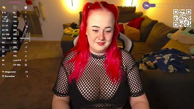 Snapshot of littleEve chatting on June 14, 2026, 10:49 am littleEve online show from June 14, 2026, 10:49 am