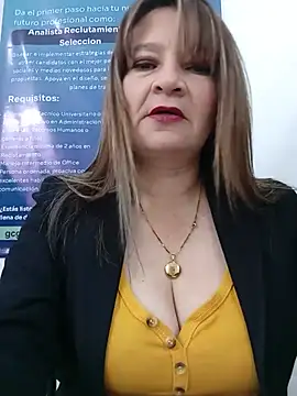 Snapshot of KAREN--03 chatting on July 22, 2026, 1:35 pm KAREN--03 online show from July 22, 2026, 1:35 pm