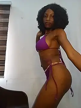 Snapshot of Pussyxxjuicyx1 chatting on June 23, 2026, 12:25 pm Pussyxxjuicyx1 online show from June 23, 2026, 12:25 pm