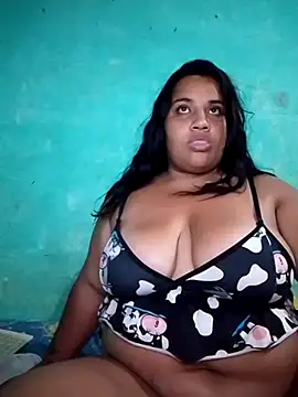 sexy-latina24u online show from May 14, 2026, 7:55 pm