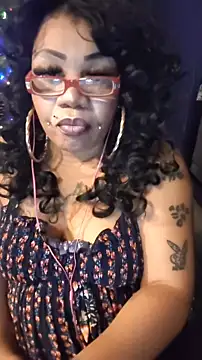 NailGoddessnow online show from December 16, 2025, 3:22 am