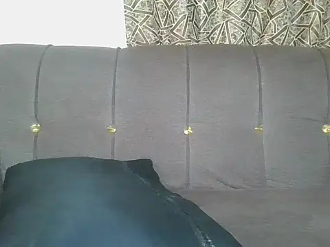 Snapshot of misspretty001 chatting on July 13, 2026, 6:29 pm misspretty001 online show from July 13, 2026, 6:29 pm