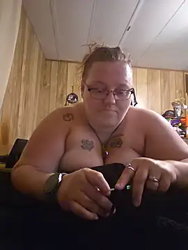 subbybabygirl696985 online show from June 8, 2026, 8:42 pm
