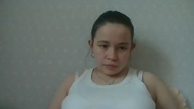 Snapshot of RiaLowelyt chatting on June 11, 2026, 9:39 am RiaLowelyt online show from June 11, 2026, 9:39 am
