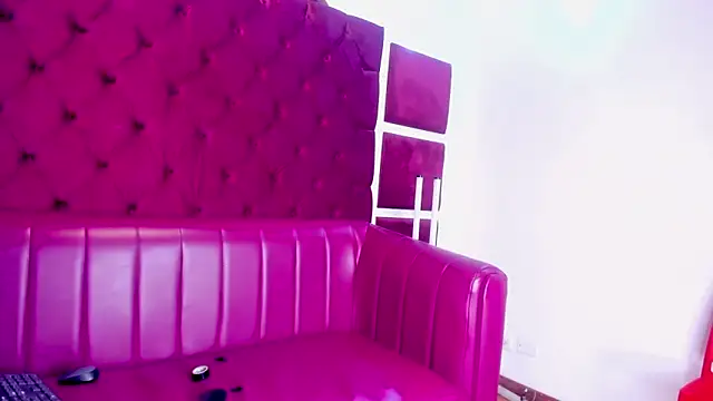 Snapshot of MagentaEros chatting on May 21, 2026, 8:28 pm MagentaEros online show from May 21, 2026, 8:28 pm