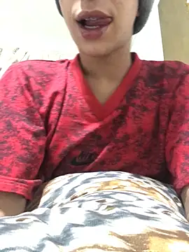 nour-gay online show from May 26, 2026, 2:31 am