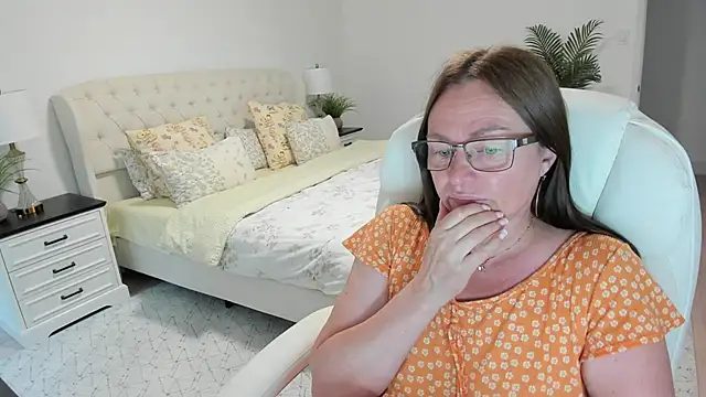 Vika73 online show from June 6, 2026, 10:53 am