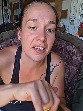 adelinegirly online show from July 9, 2026, 1:54 pm